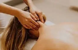 Classic Full-Body Swedish Massage – Neck