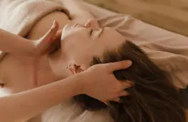 Classic Full-Body Swedish Massage – Scalp