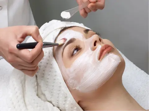 Limpieza Facial Profunda – Rostro Completo – zona tratada